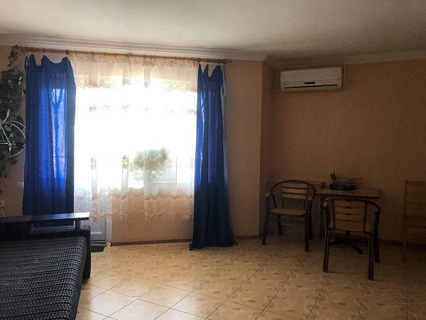 1.ком. 40 м² Люкс. ул. 13.Ноября 