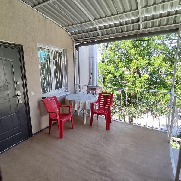 1-ком.30.м².2 этаж. ул. Поповича 10