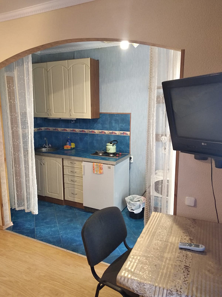 1-к.номер 28 м²  2 эт. Санаторская 