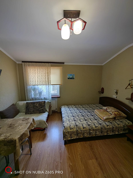 1.к.Студия.26.кв. 2 этаж. ул. Санаторская 10